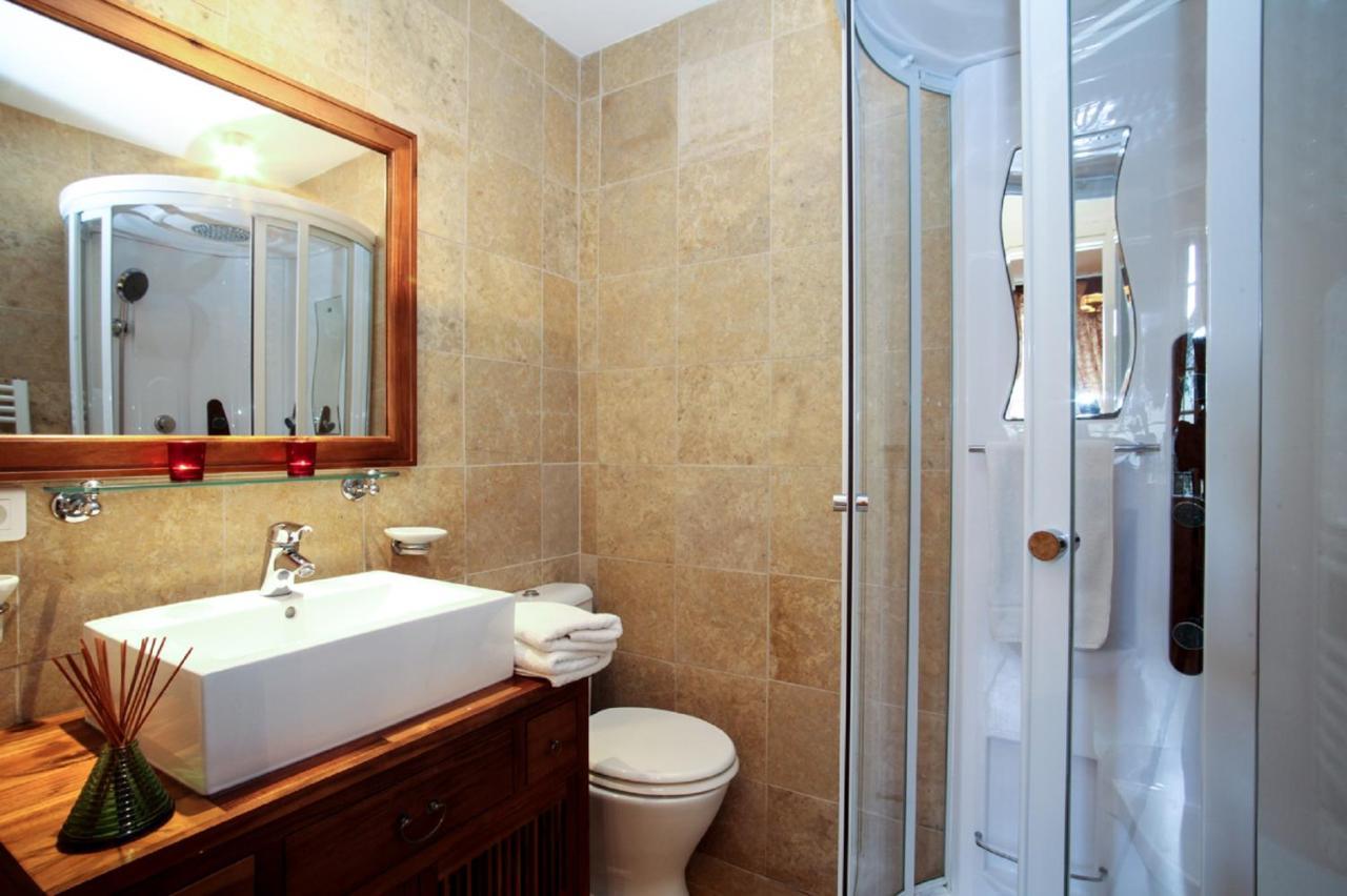 In Sarlat Luxury Rentals, Medieval Center - Maison Fénelon Esterno foto